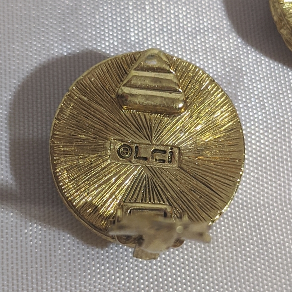 Vintage Gold & Black Liz Claiborne Clip Earrings - Picture 3 of 4